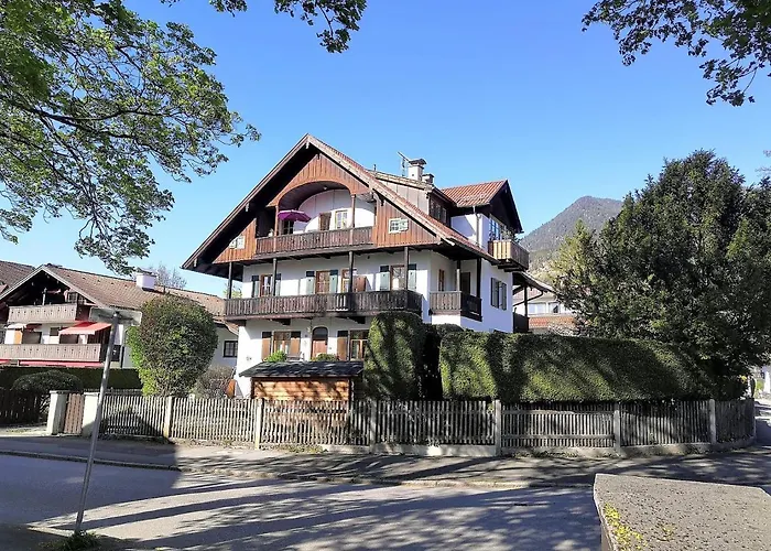 Haus Erika 1911 - Alpspitze * Garmisch-Partenkirchen